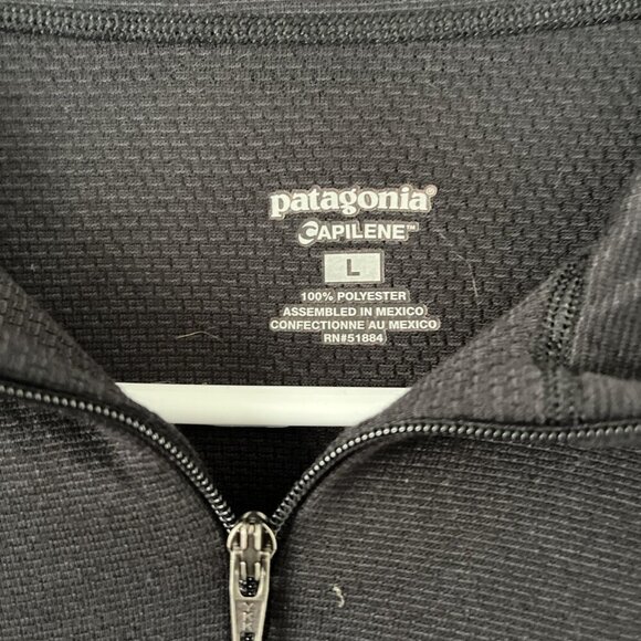 Patagonia Capilene Base Layer Mens Large Long Sleeve 1/4 Zip Black - Picture 3 of 6